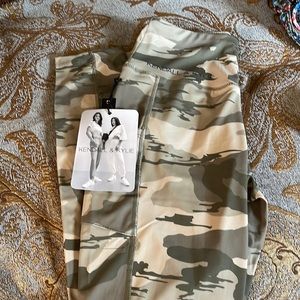 Unique style comfortable Kendall & Kylie sport pants